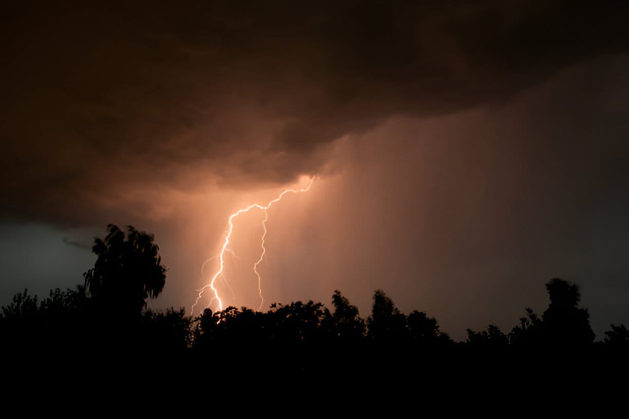 causes of lightning