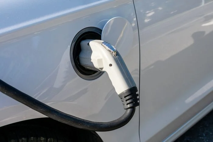 does electric car need oil changes