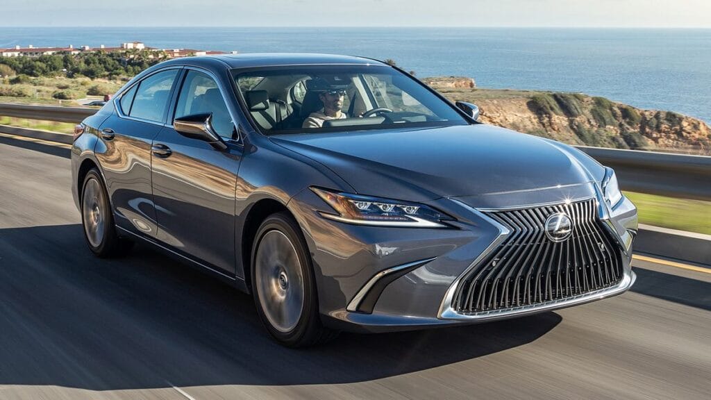 Lexus features